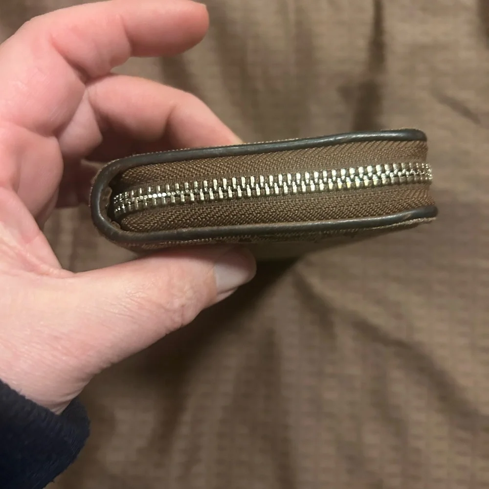 Coach Wallet - Picture 5 of 12